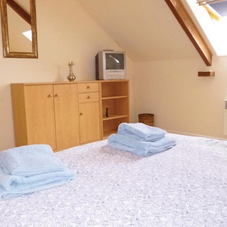 3 Bedroom Cozy Home In Brucheville Carentan-les-Marais ภายนอก รูปภาพ