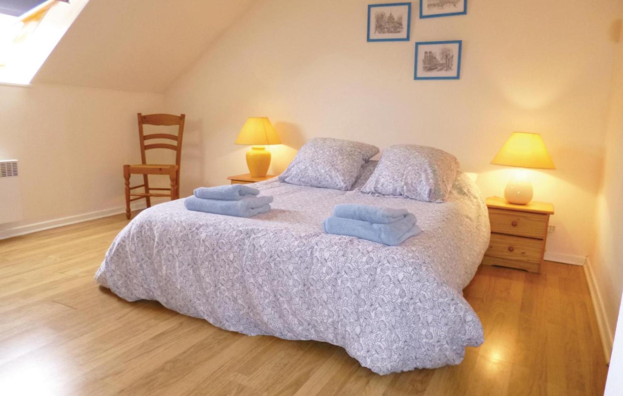 3 Bedroom Cozy Home In Brucheville Carentan-les-Marais ภายนอก รูปภาพ